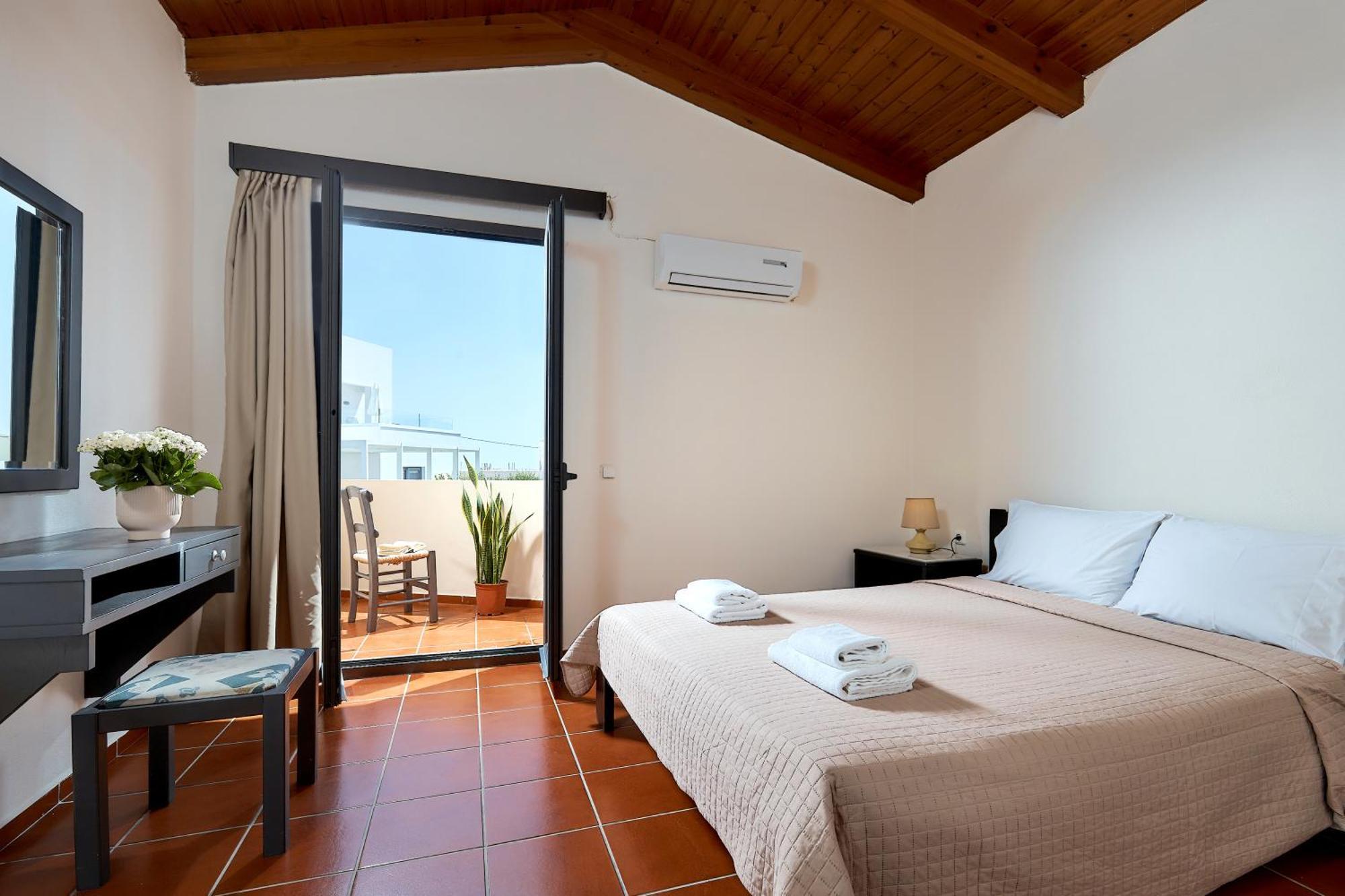 Creteco Hotel & Suites Goúrnes Εξωτερικό φωτογραφία