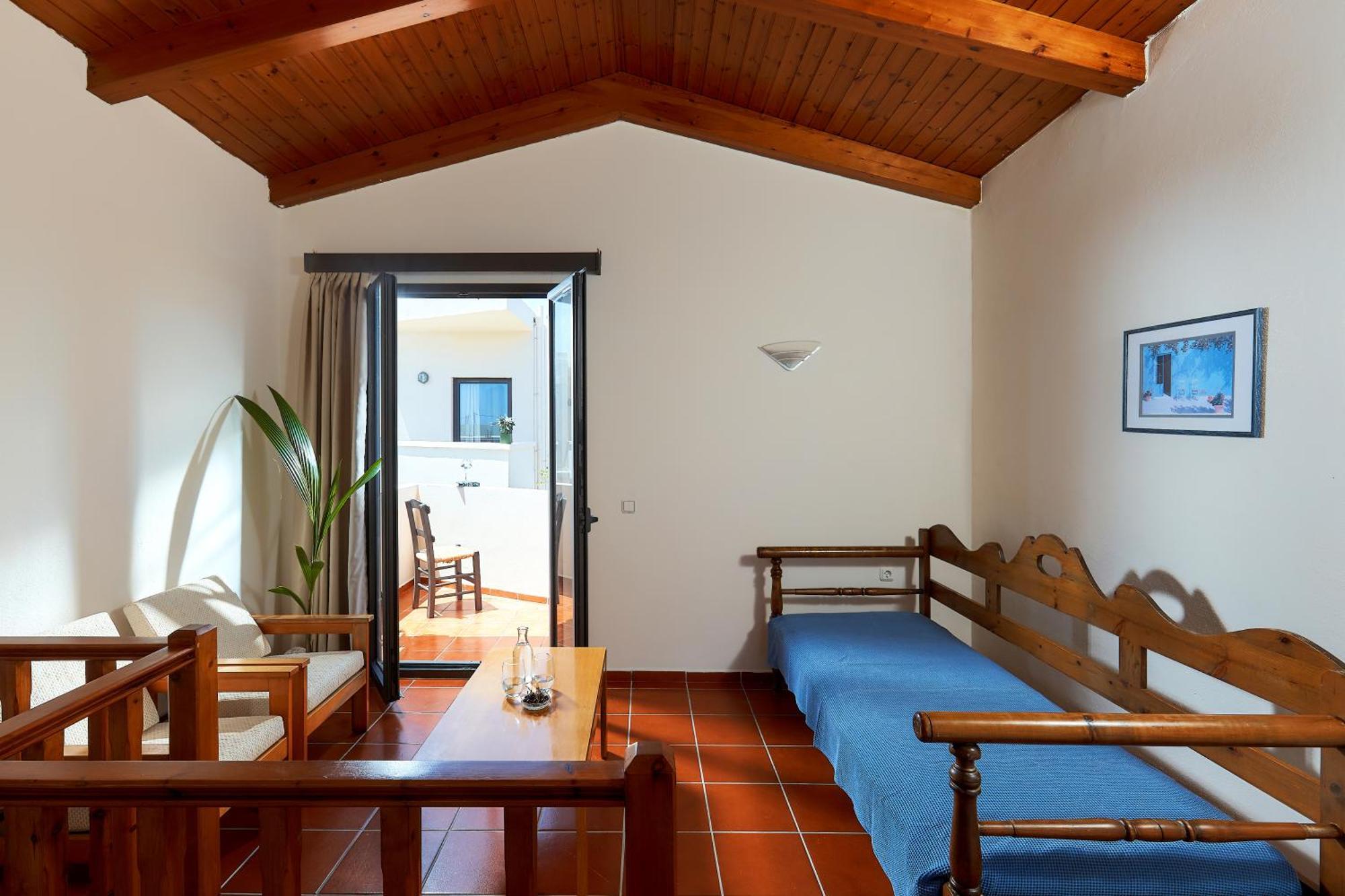 Creteco Hotel & Suites Goúrnes Εξωτερικό φωτογραφία