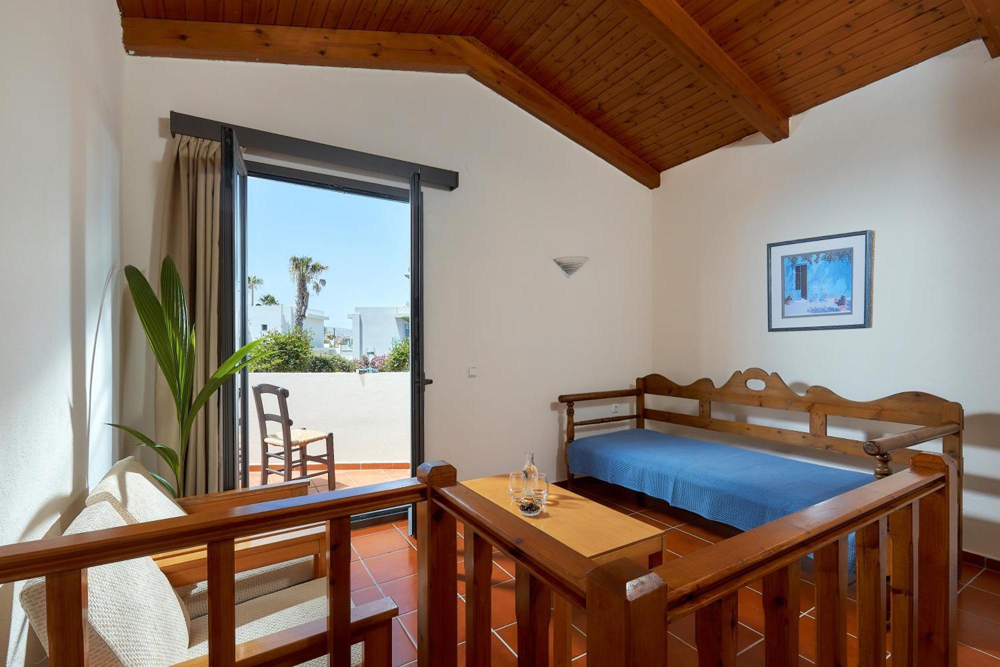 Creteco Hotel & Suites Goúrnes Εξωτερικό φωτογραφία