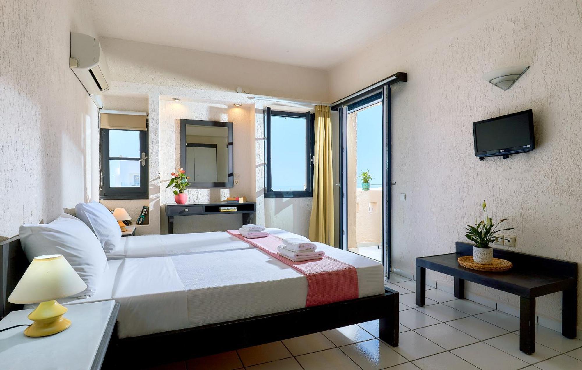 Creteco Hotel & Suites Goúrnes Εξωτερικό φωτογραφία