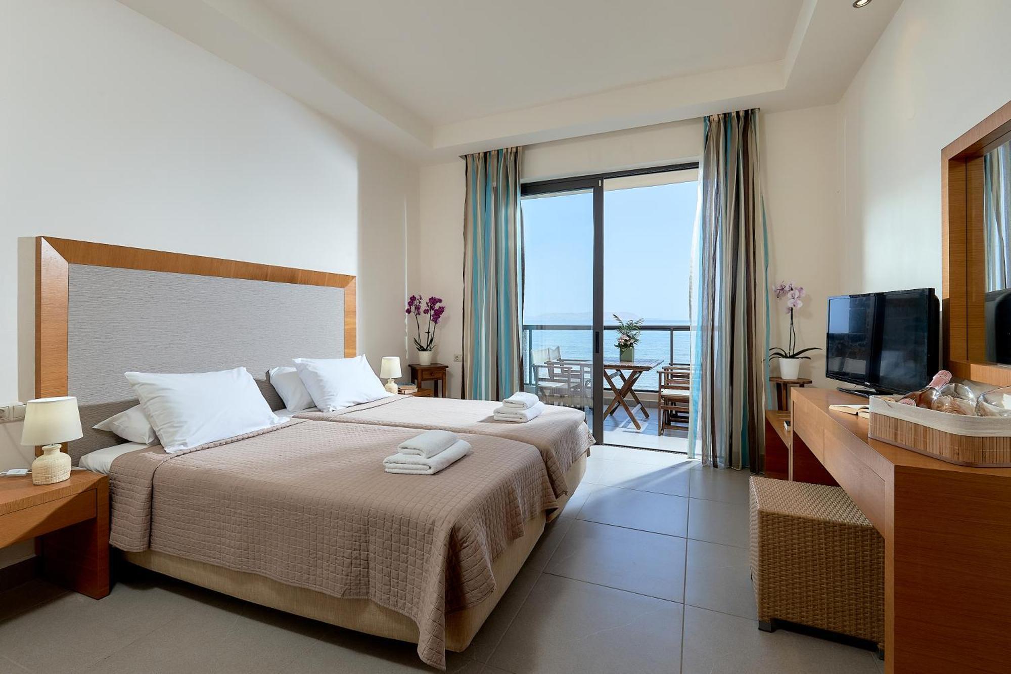 Creteco Hotel & Suites Goúrnes Εξωτερικό φωτογραφία