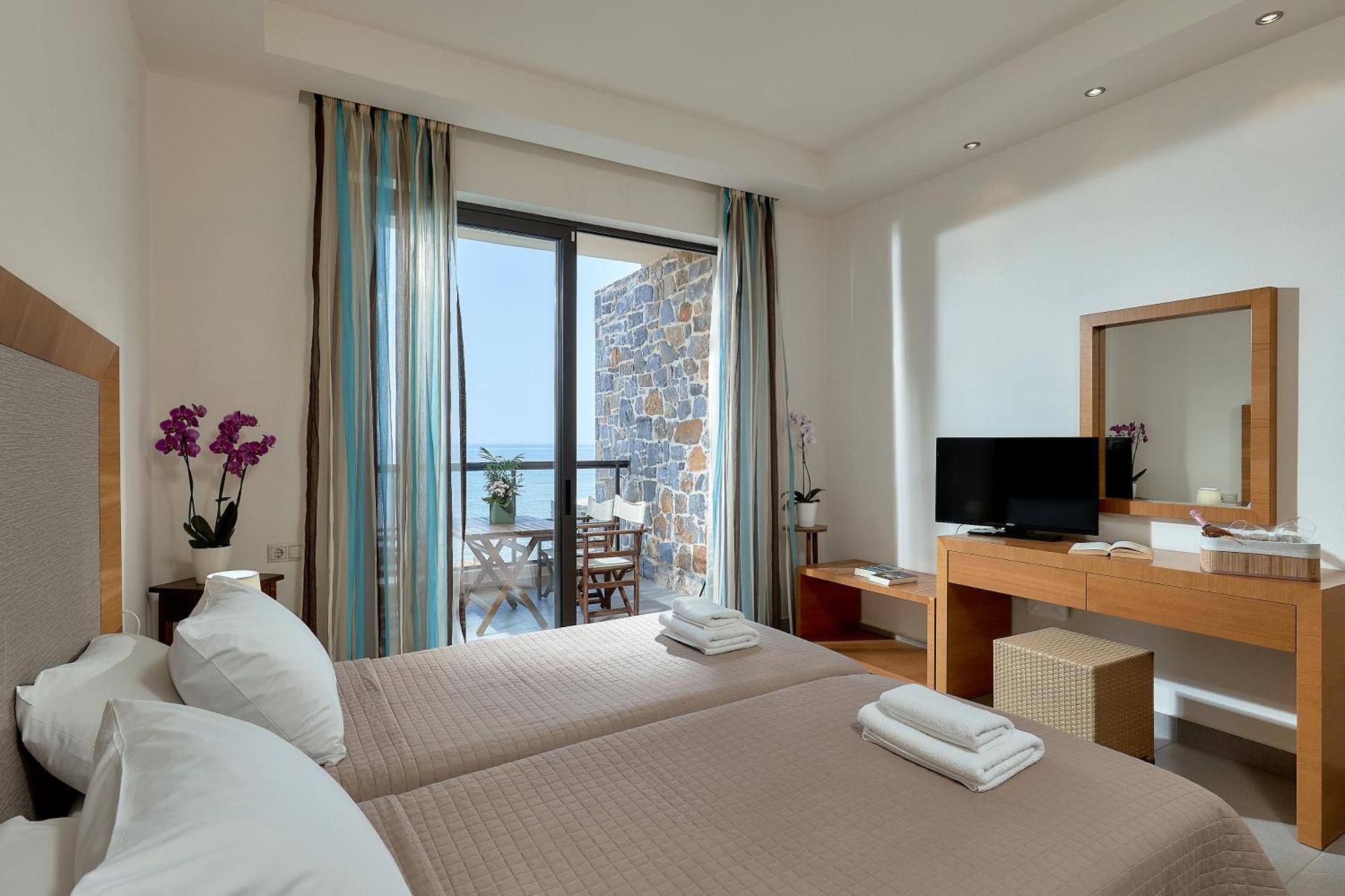 Creteco Hotel & Suites Goúrnes Εξωτερικό φωτογραφία